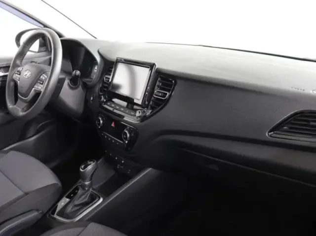 Hyundai Solaris, II Рестайлинг — фото 10