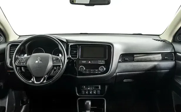Mitsubishi Outlander, III Рестайлинг 2 — фото 11