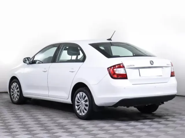 Skoda Rapid, I Рестайлинг — фото 7