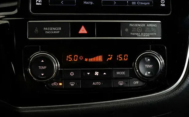Mitsubishi Outlander, III Рестайлинг 3 — фото 9
