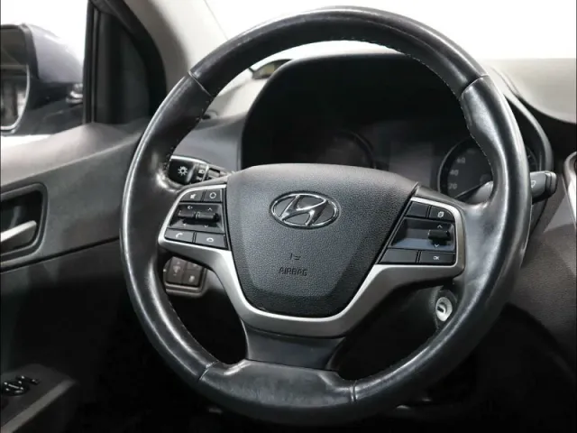 Hyundai Solaris, II — фото 10
