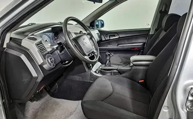 SsangYong Kyron, I Рестайлинг — фото 7
