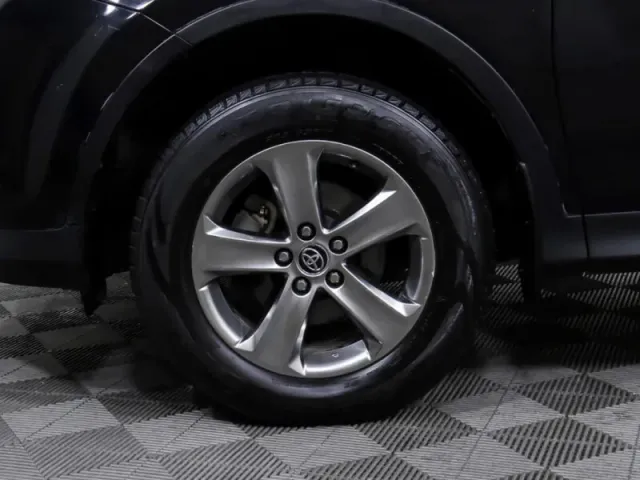 Toyota RAV4, IV (XA40) — фото 10