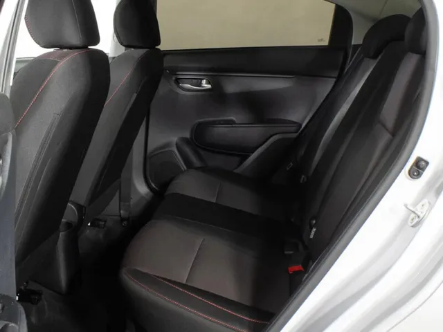 Kia Rio, IV Рестайлинг — фото 12