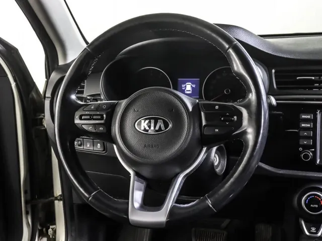 Kia Rio, IV — фото 18