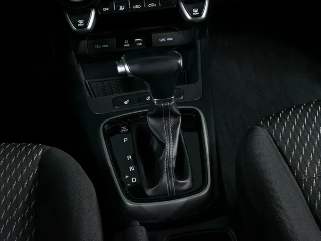 Kia Rio, IV — фото 10