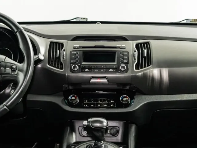 Kia Sportage, III — фото 14