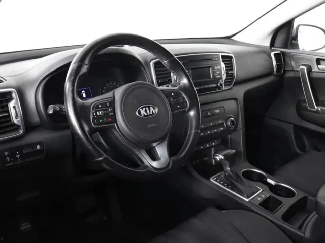 Kia Sportage, IV — фото 11