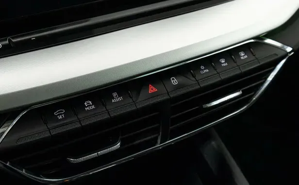 Skoda Octavia, IV (A8) — фото 11