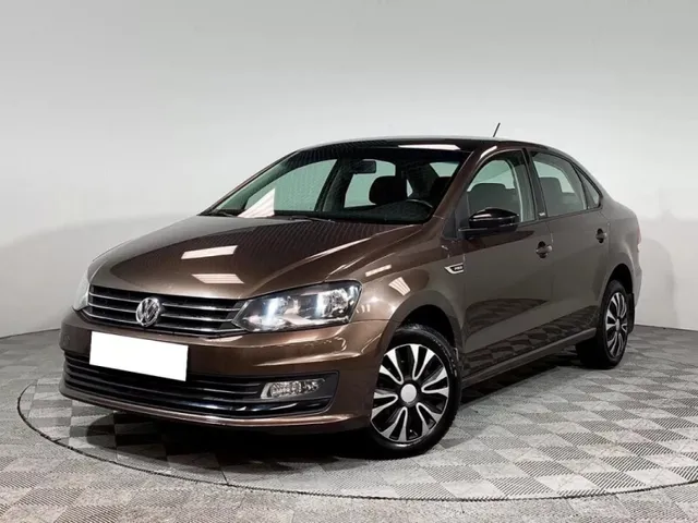 Volkswagen Polo, V Рестайлинг — фото 1