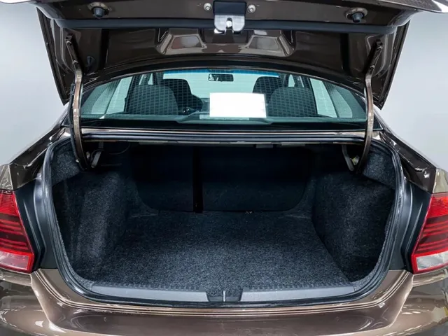 Volkswagen Polo, V Рестайлинг — фото 11