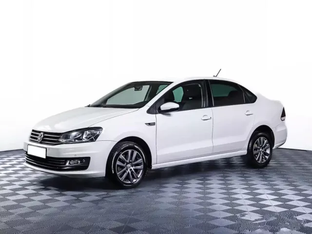 Volkswagen Polo, V Рестайлинг — фото 1