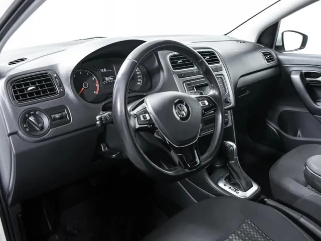 Volkswagen Polo, V Рестайлинг — фото 12