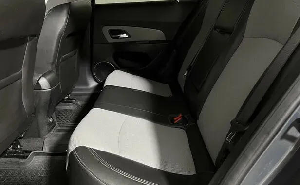 Chevrolet Cruze, I Рестайлинг — фото 7