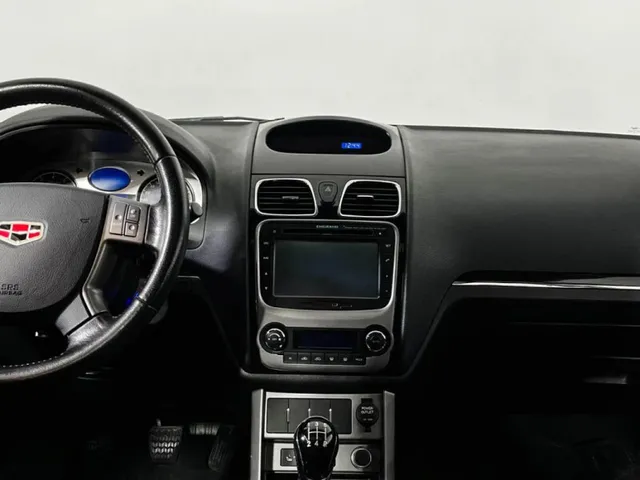 Geely Emgrand EC7 — фото 10