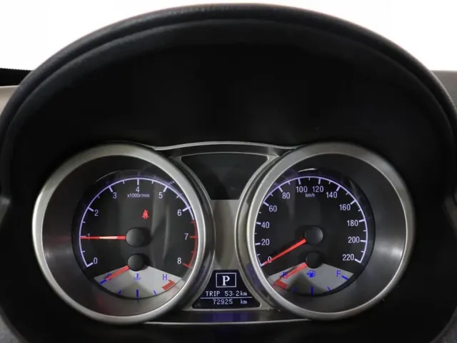 Geely Emgrand X7, I — фото 10