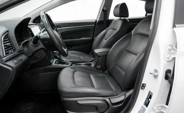 Hyundai Elantra, VI (AD) — фото 12