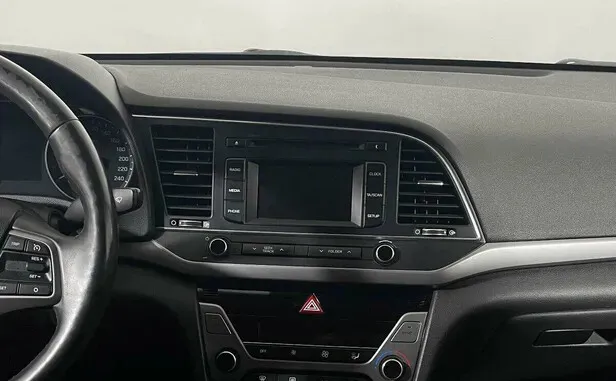 Hyundai Elantra, VI (AD) — фото 7