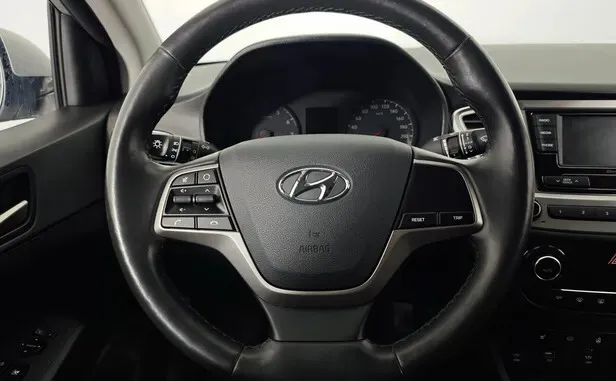 Hyundai Solaris, II — фото 15