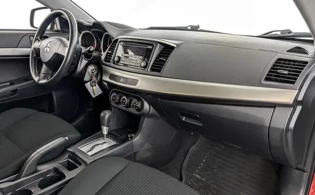 Mitsubishi Lancer, X Рестайлинг — фото 5