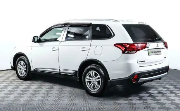 Mitsubishi Outlander, III Рестайлинг 2 — фото 4
