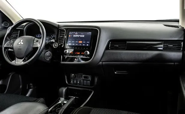 Mitsubishi Outlander, III Рестайлинг 3 — фото 6