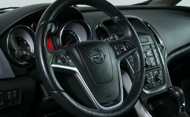 Opel Astra, J Рестайлинг — фото 19