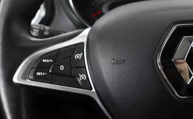 Renault Kaptur, I Рестайлинг — фото 7