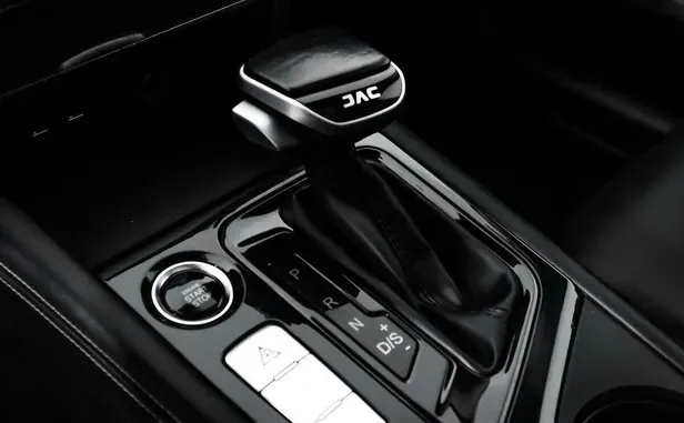 JAC J7, I — фото 7
