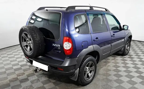 Chevrolet Niva, I Рестайлинг — фото 2