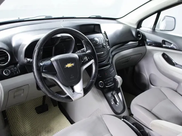 Chevrolet Orlando — фото 11