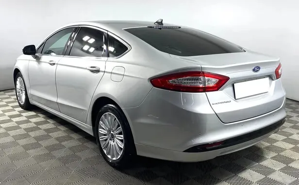 Ford Mondeo, V — фото 4