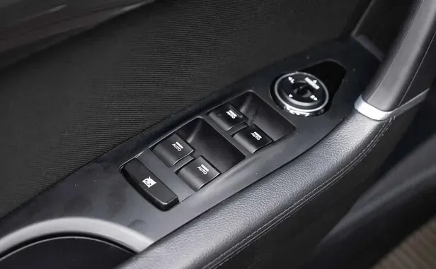 Hyundai i40, I Рестайлинг — фото 11