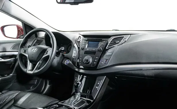 Hyundai i40, I Рестайлинг — фото 8