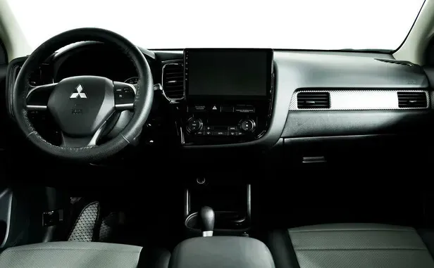 Mitsubishi Outlander, III — фото 7