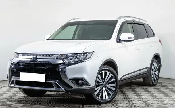Mitsubishi Outlander, III Рестайлинг 3 — фото 1