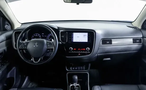Mitsubishi Outlander, III Рестайлинг 3 — фото 6