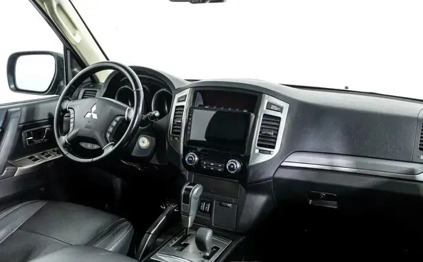 Mitsubishi Pajero, IV Рестайлинг 2 — фото 6