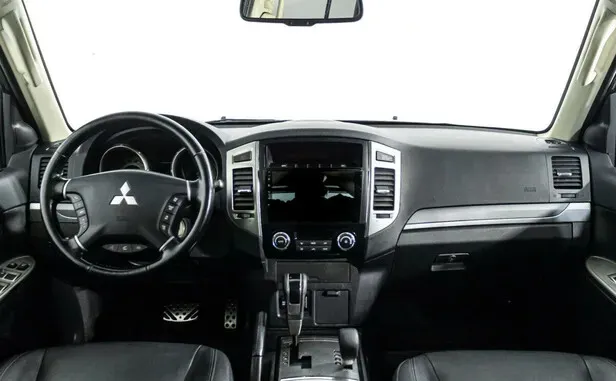 Mitsubishi Pajero, IV Рестайлинг 2 — фото 7