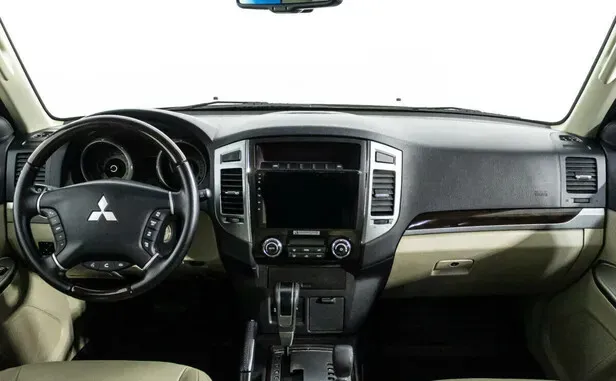 Mitsubishi Pajero, IV Рестайлинг 2 — фото 6