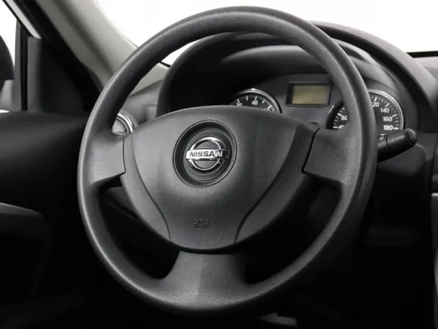 Nissan Almera, III (G15) — фото 9