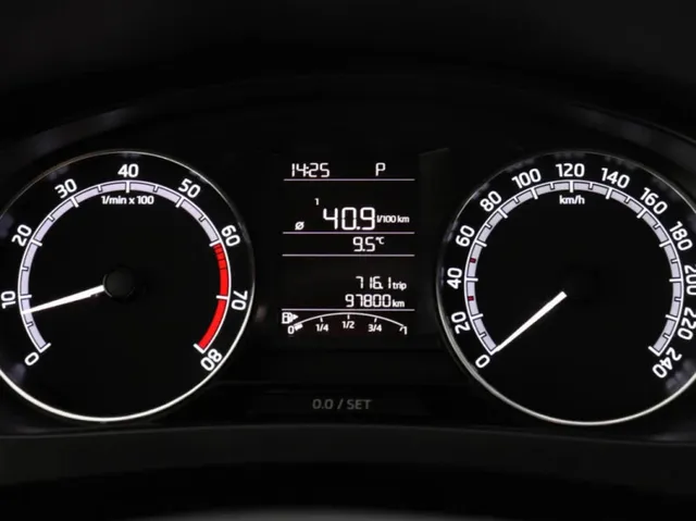 Skoda Rapid, I Рестайлинг — фото 13