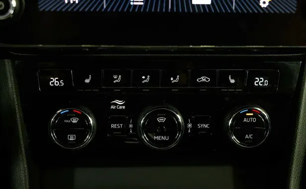 Skoda Superb, III — фото 9