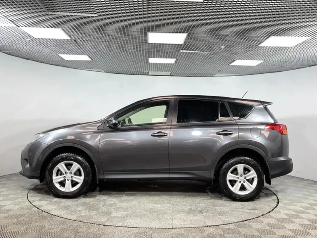 Toyota RAV4, IV (XA40) — фото 8