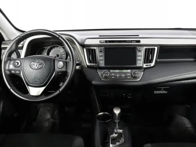 Toyota RAV4, IV (XA40) — фото 11