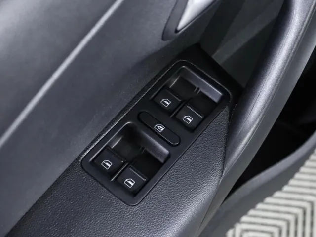 Volkswagen Polo, V Рестайлинг — фото 26