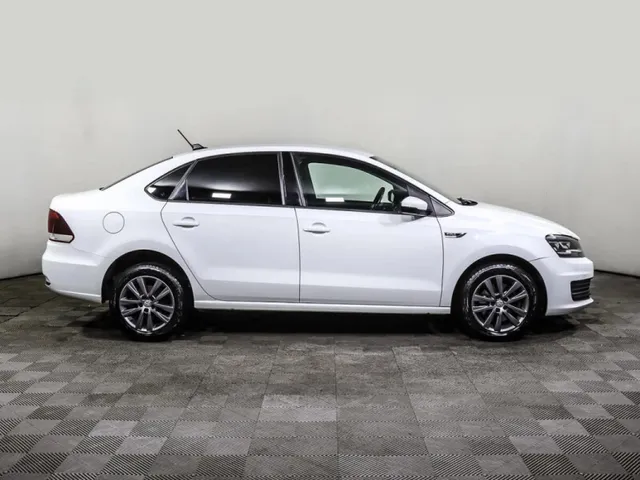 Volkswagen Polo, V Рестайлинг — фото 4