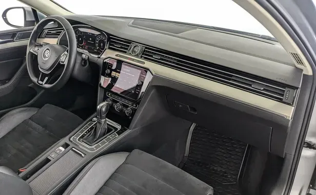 Volkswagen Passat, B8 — фото 10