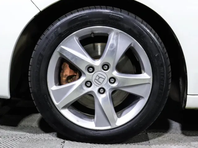 Honda Accord, VIII Рестайлинг — фото 7