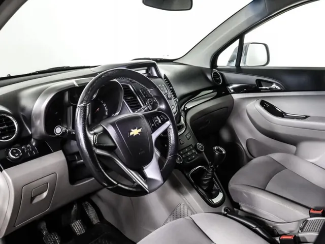Chevrolet Orlando — фото 16